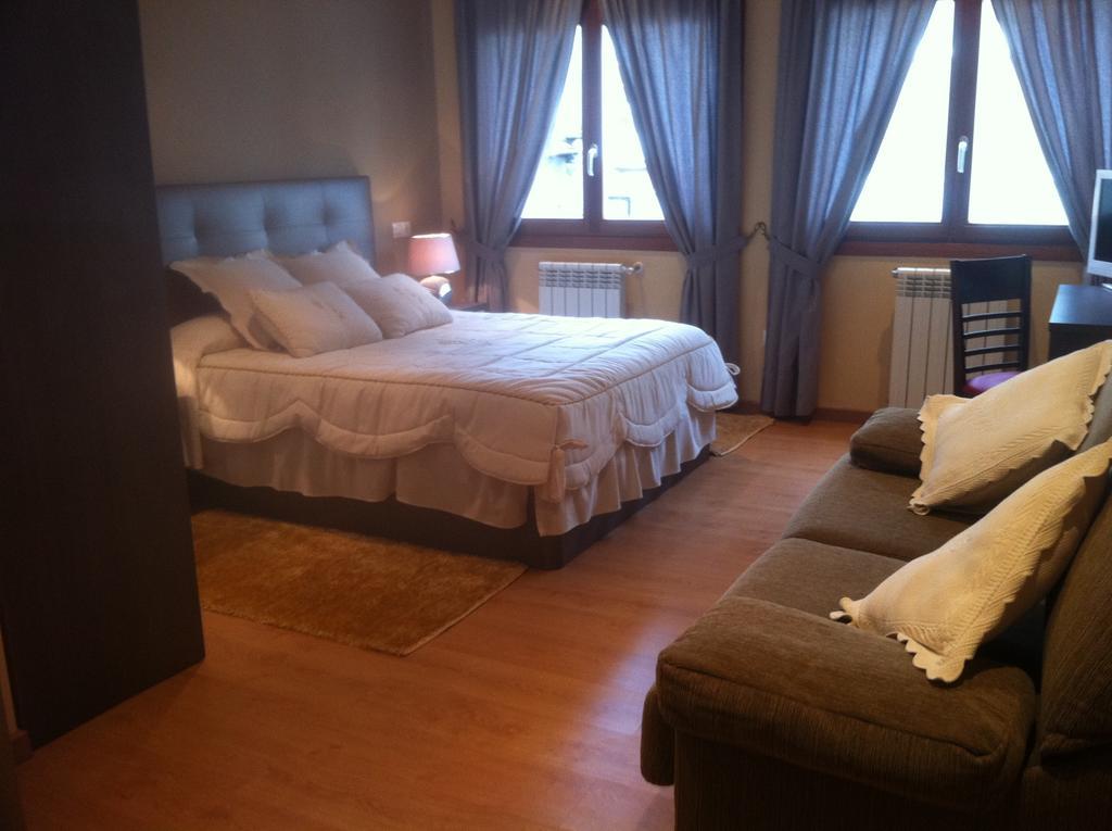 Airinos Aires Hotel Santiago de Compostela Phòng bức ảnh