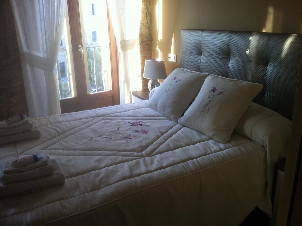 Airinos Aires Hotel Santiago de Compostela Phòng bức ảnh